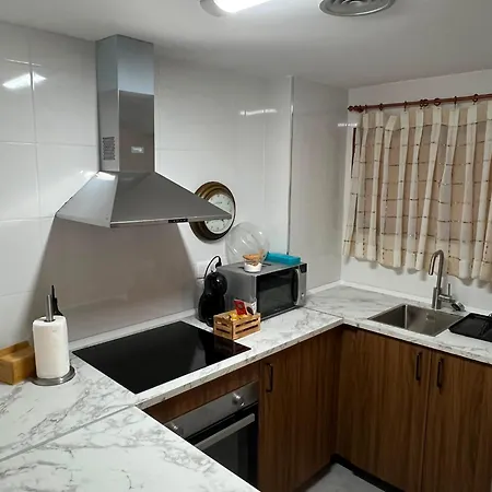 Apartamentoj&j *