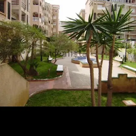 Apartamentoj&j Apartment *